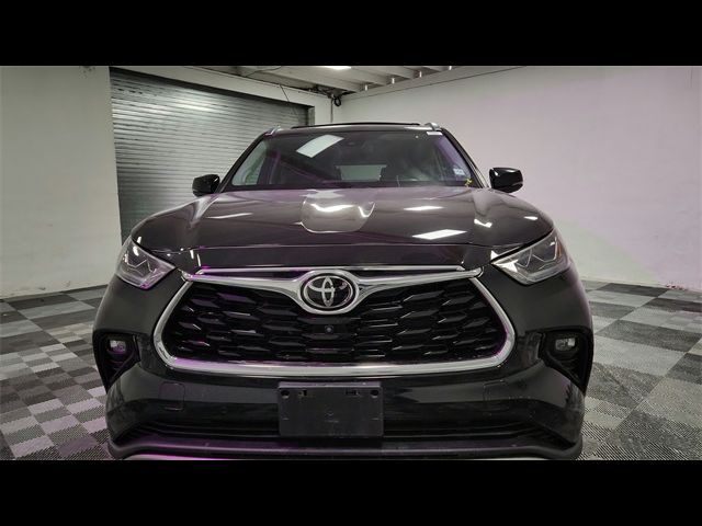 2021 Toyota Highlander Platinum