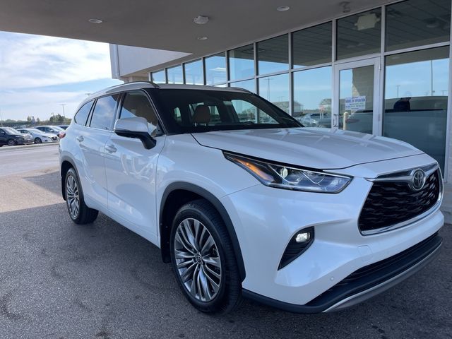 2021 Toyota Highlander Platinum