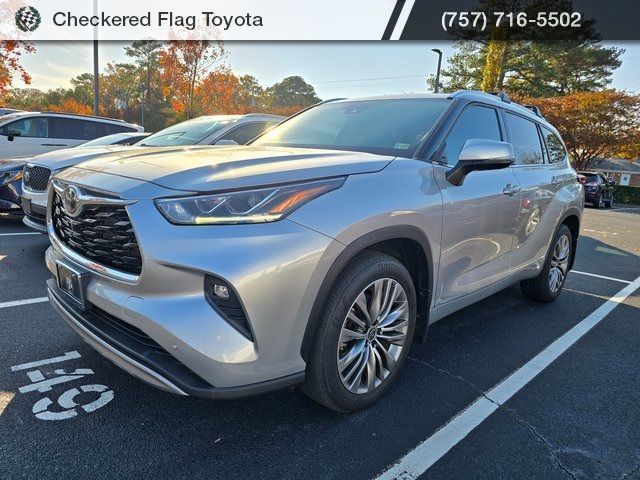 2021 Toyota Highlander Platinum