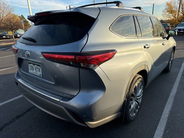 2021 Toyota Highlander Platinum