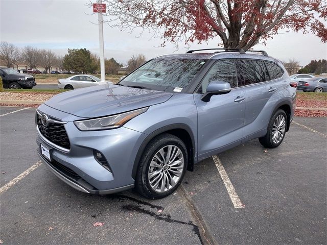 2021 Toyota Highlander Platinum