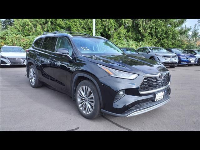 2021 Toyota Highlander Platinum