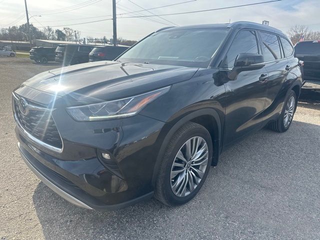 2021 Toyota Highlander Platinum