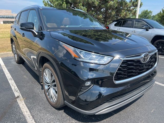 2021 Toyota Highlander Platinum