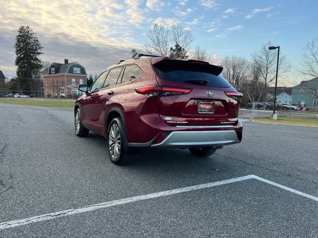 2021 Toyota Highlander Platinum