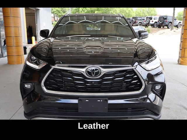 2021 Toyota Highlander Platinum