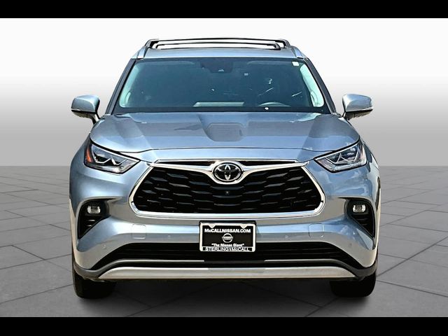 2021 Toyota Highlander Platinum