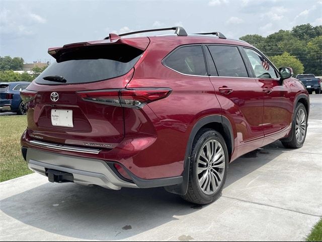 2021 Toyota Highlander Platinum