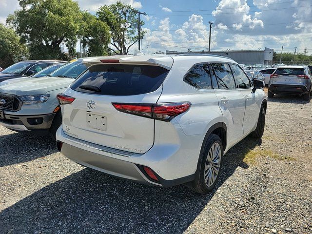 2021 Toyota Highlander Platinum