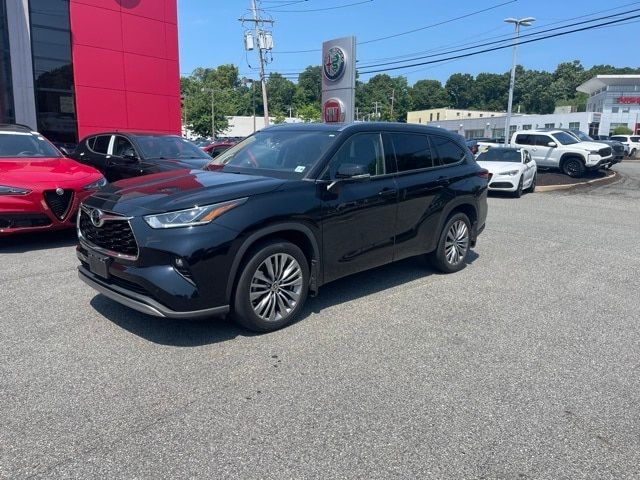 2021 Toyota Highlander Platinum