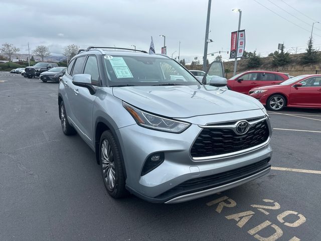 2021 Toyota Highlander Platinum