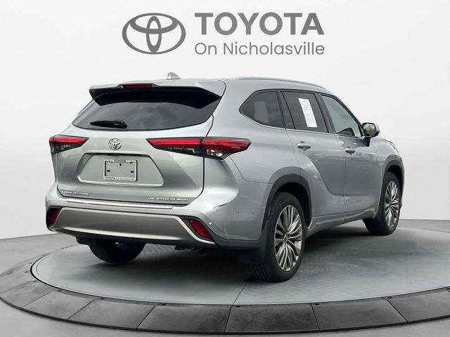 2021 Toyota Highlander Platinum