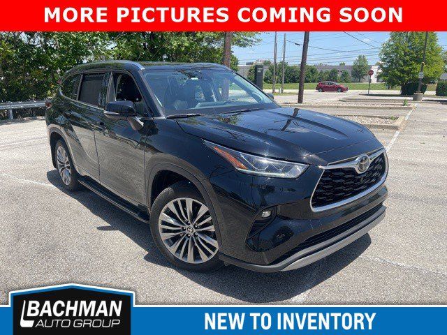 2021 Toyota Highlander Platinum