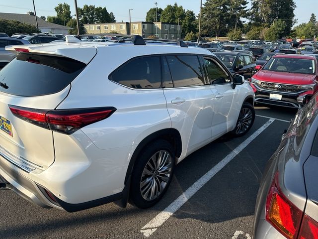 2021 Toyota Highlander Platinum