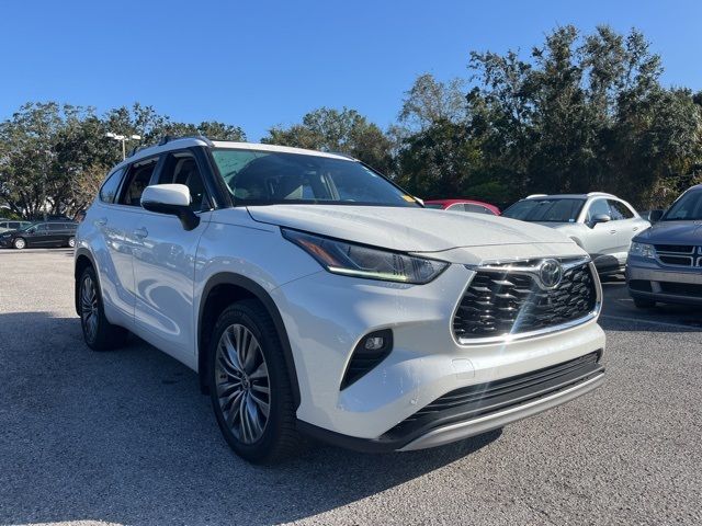 2021 Toyota Highlander Platinum