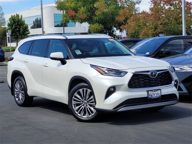 2021 Toyota Highlander Platinum