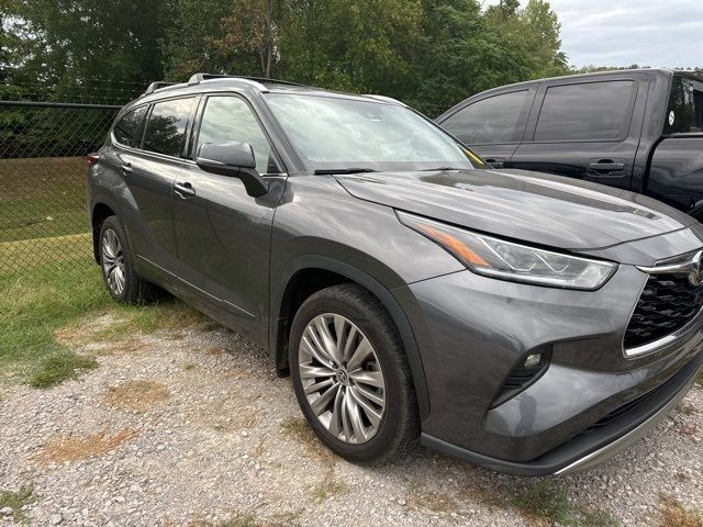 2021 Toyota Highlander Platinum