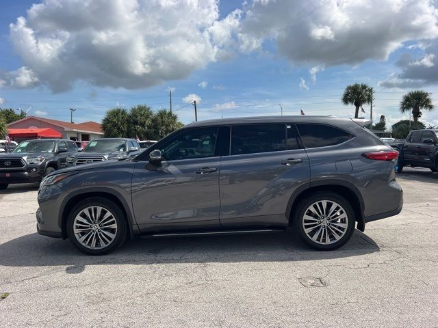 2021 Toyota Highlander Platinum