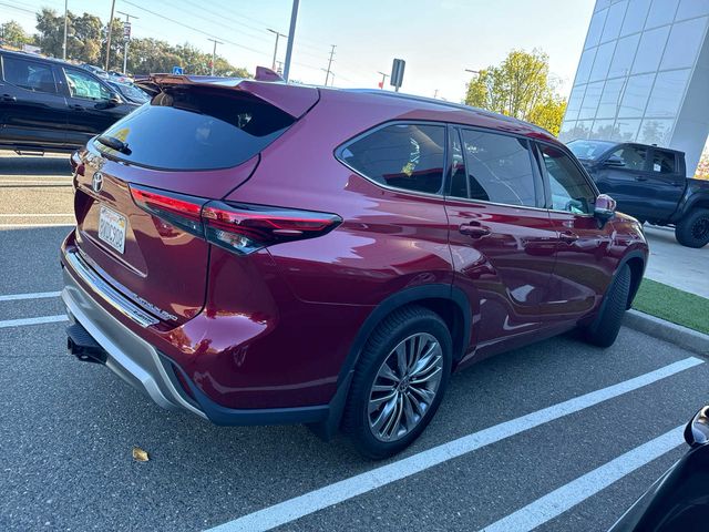 2021 Toyota Highlander Platinum