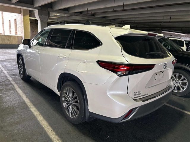 2021 Toyota Highlander Platinum