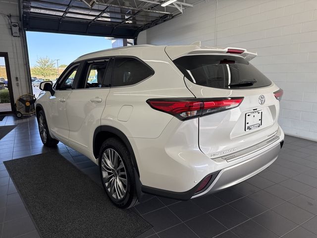 2021 Toyota Highlander Platinum