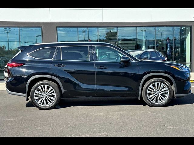 2021 Toyota Highlander Platinum