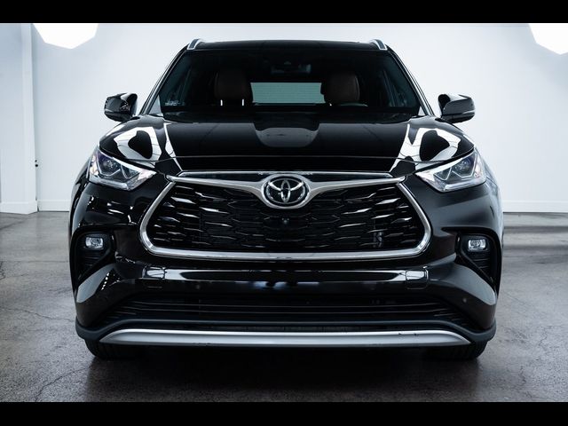 2021 Toyota Highlander Platinum