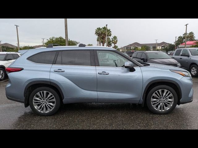 2021 Toyota Highlander Platinum