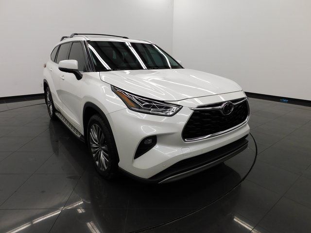 2021 Toyota Highlander Platinum