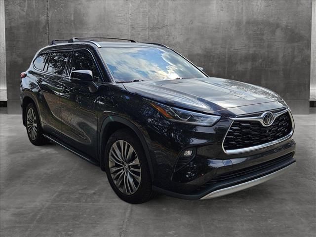 2021 Toyota Highlander Platinum