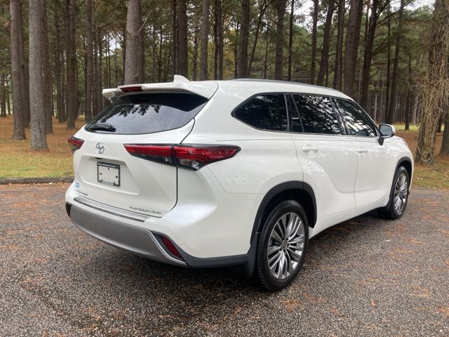 2021 Toyota Highlander Platinum