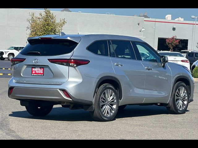 2021 Toyota Highlander Platinum