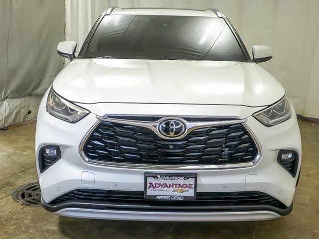 2021 Toyota Highlander Platinum