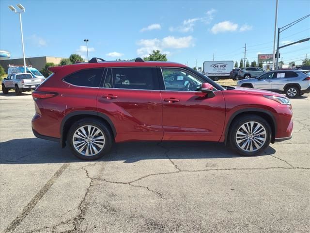 2021 Toyota Highlander Platinum