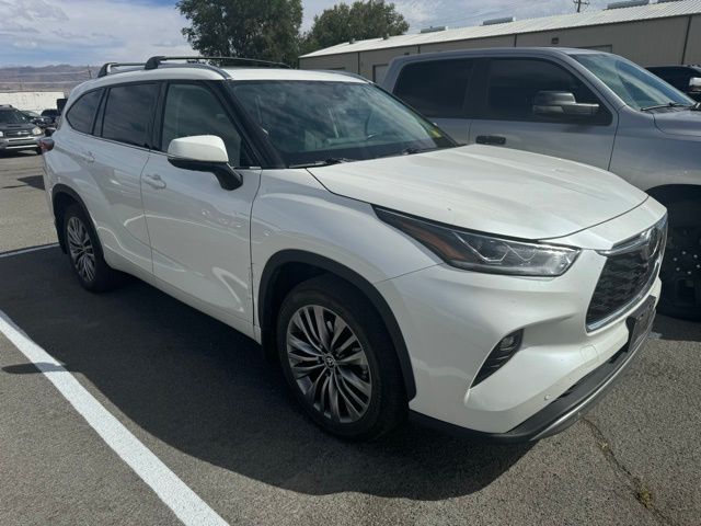 2021 Toyota Highlander Platinum