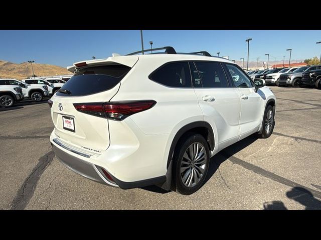 2021 Toyota Highlander Platinum