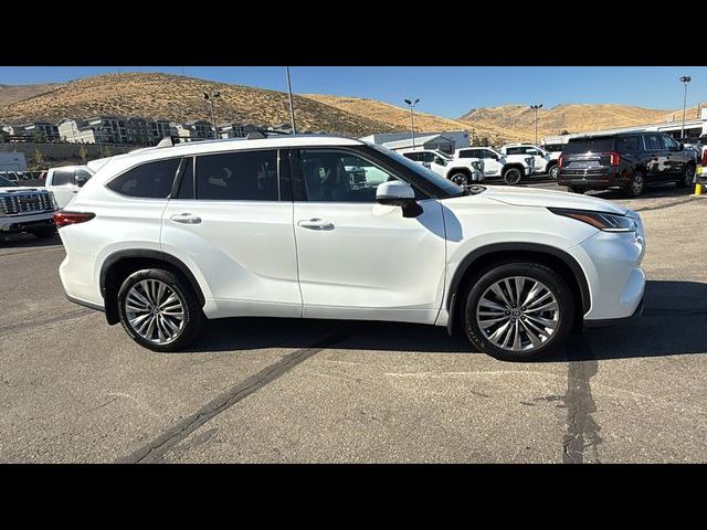 2021 Toyota Highlander Platinum