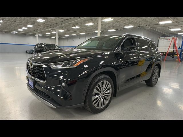 2021 Toyota Highlander Platinum