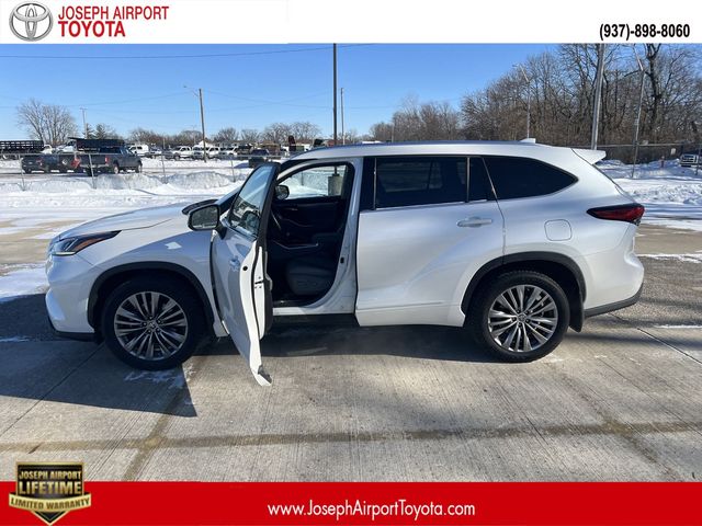 2021 Toyota Highlander Platinum