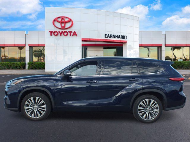 2021 Toyota Highlander Platinum