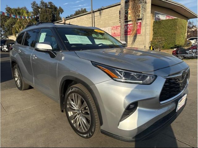 2021 Toyota Highlander Platinum