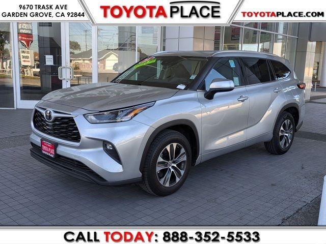 2021 Toyota Highlander XLE