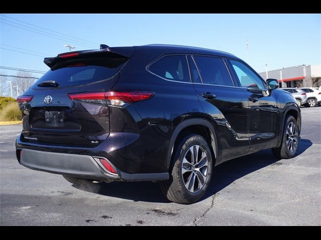 2021 Toyota Highlander XLE