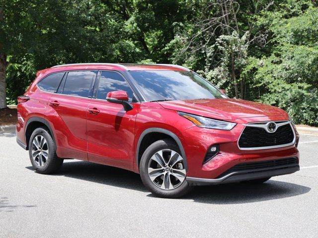 2021 Toyota Highlander XLE