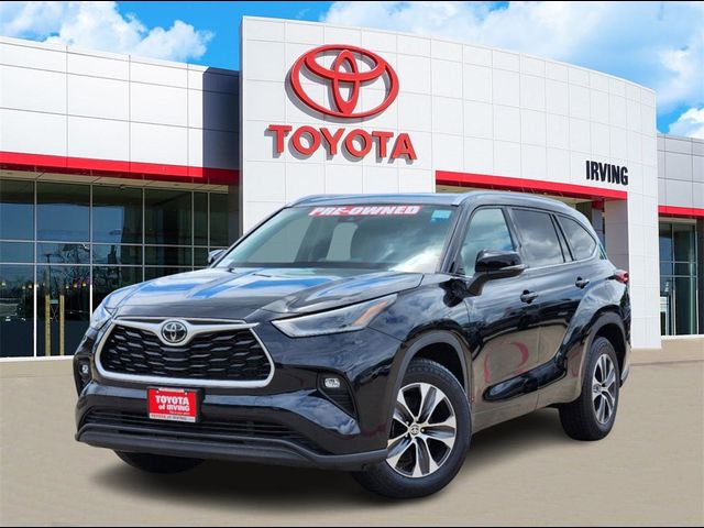 2021 Toyota Highlander XLE