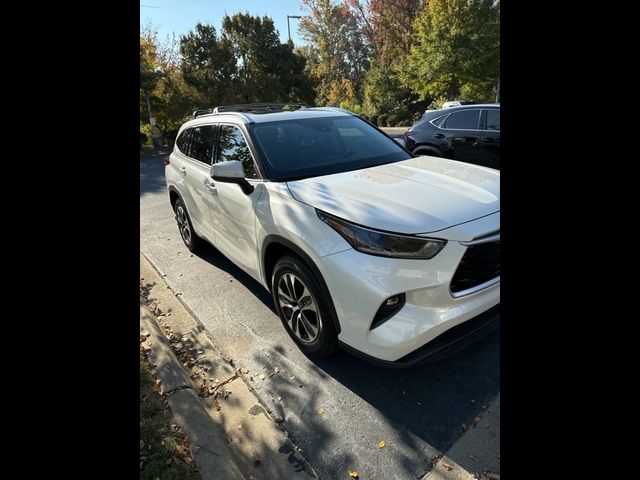 2021 Toyota Highlander XLE