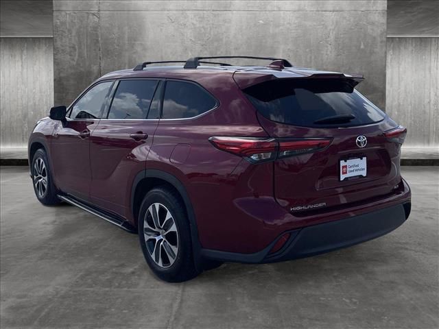 2021 Toyota Highlander XLE