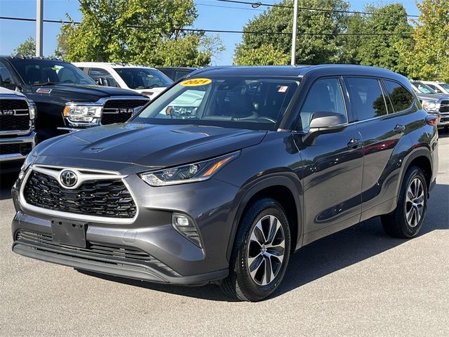 2021 Toyota Highlander XLE