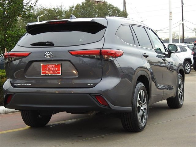 2021 Toyota Highlander XLE