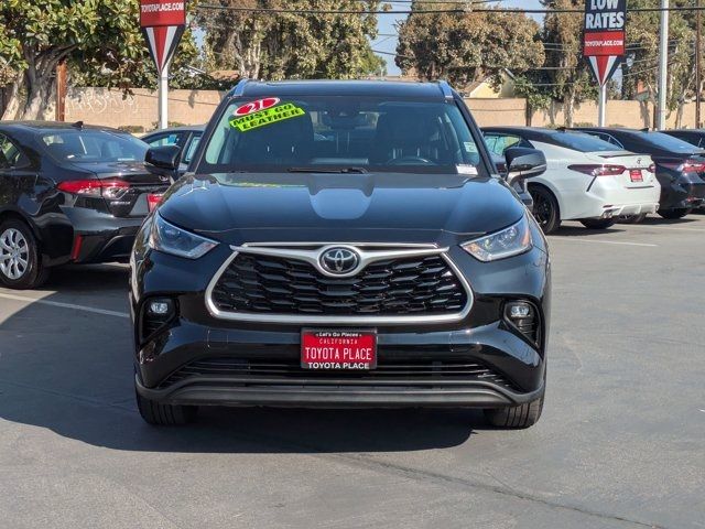 2021 Toyota Highlander XLE